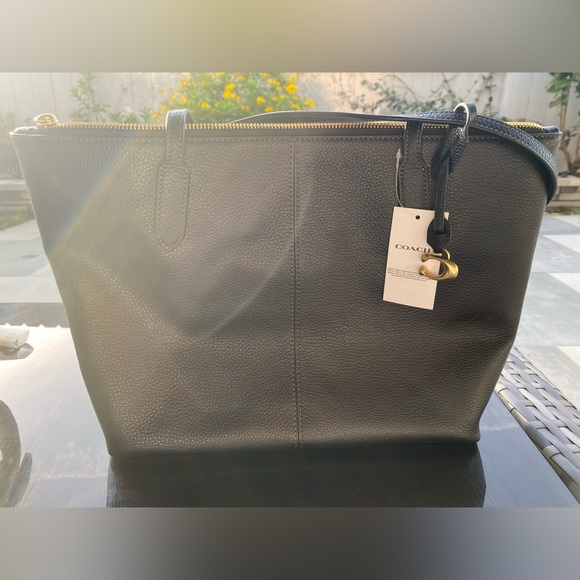 SOLD NWT Coach Bella Small Pebbled Leather Tote Bag in Black - Picture 2 of 5